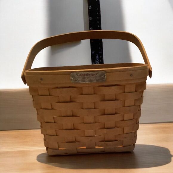 Longaberger Dresden Tour Basket II 1996 Edition Movable Handle and Plastic Liner - Picture 6 of 7